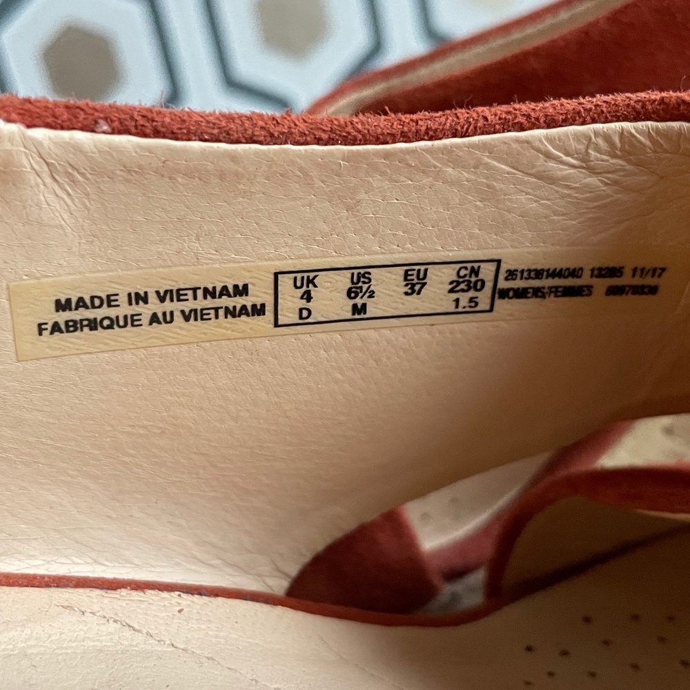 Clarks Platform Sandals-Size 6.5-Rust Colored - image 8